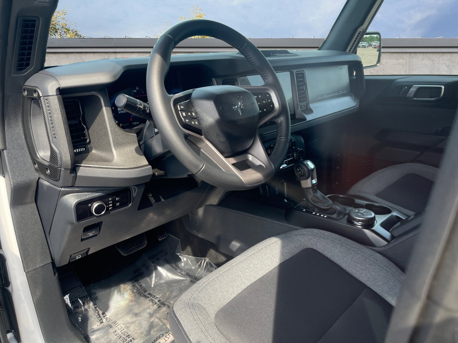 Certified Used 2025 Oxford White Ford Big Bend image 10