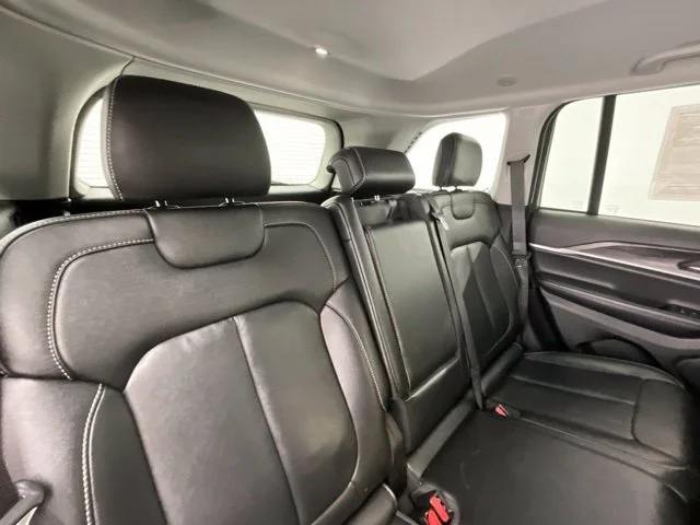 2023 Jeep Grand Cherokee Limited - Photo 16