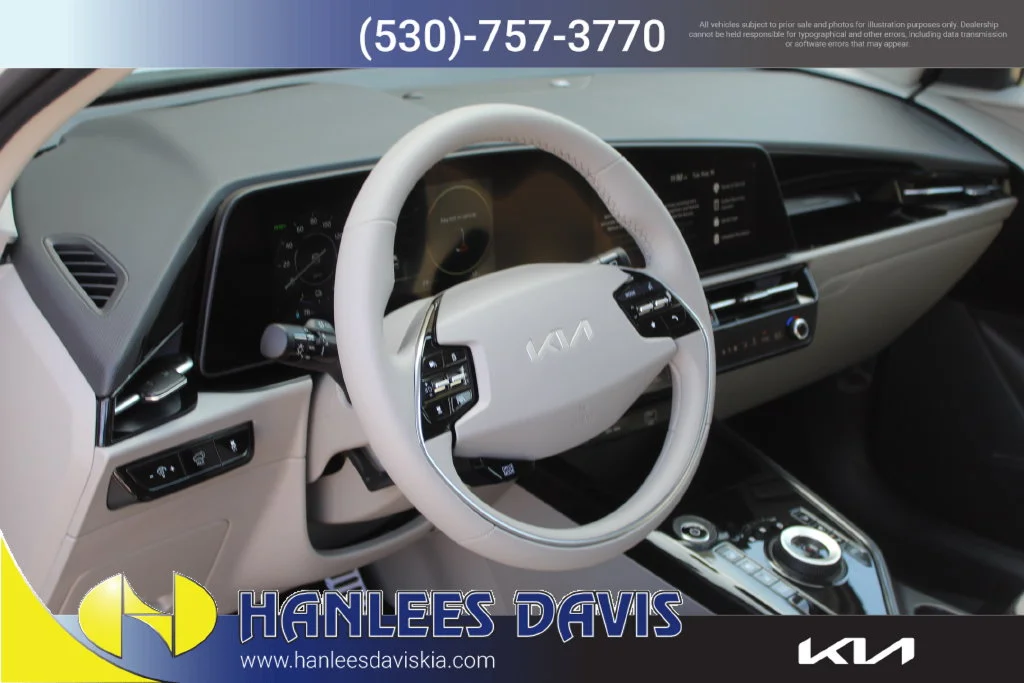 New 2026 White Kia Wave image 12