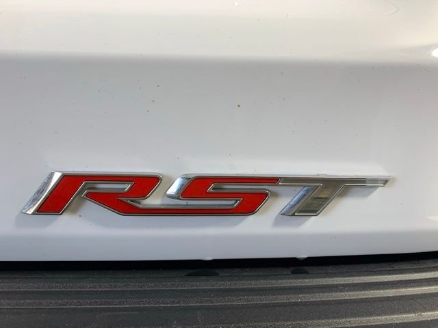 Used 2022 White Chevrolet RST image 36
