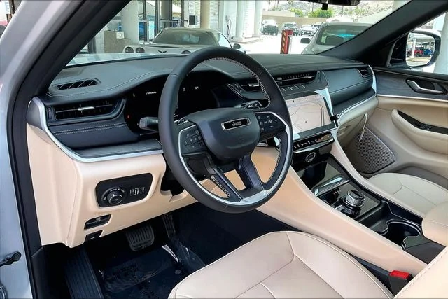 New 2026 Silver Jeep Limited image 6