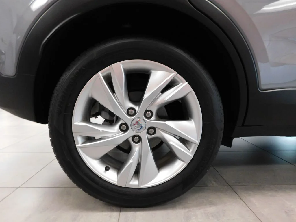 Certified Used 2025 Moonstone Gray Metallic Buick Preferred image 12