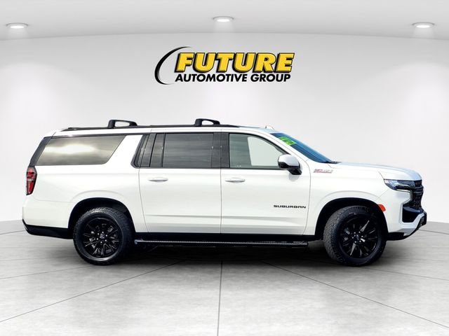 Used 2024 White Chevrolet Z71 image 3