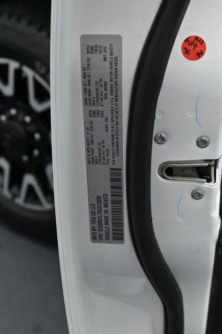 Used 2025 White Ram Limited image 41