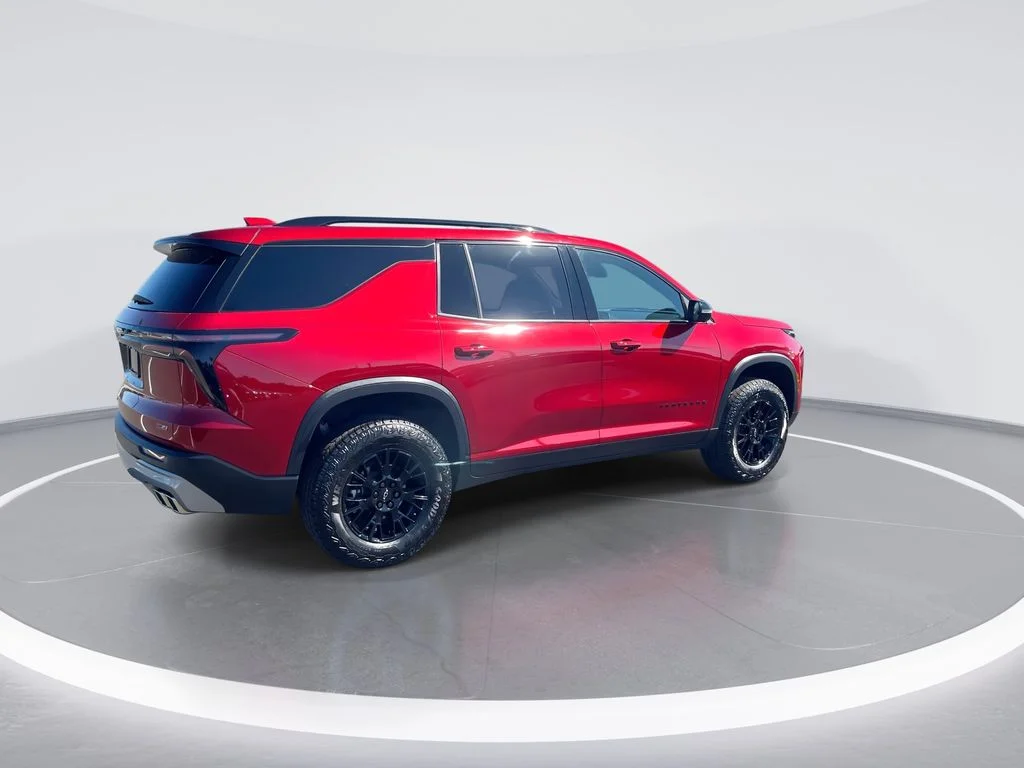 Used 2025 Red Chevrolet Z71 image 8