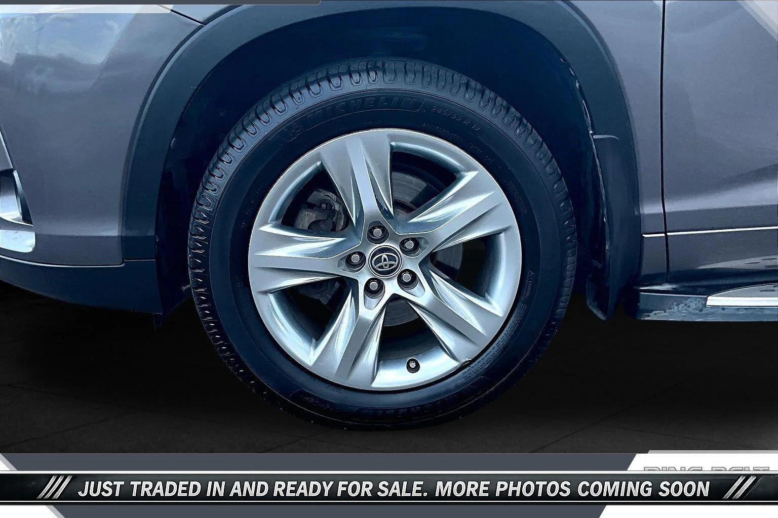 Used 2017 Predawn Gray Mica Toyota Limited image 7