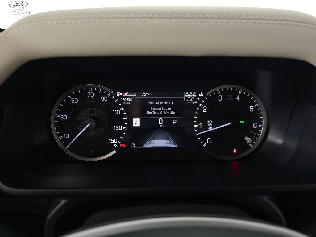 Used 2023 Black Land Rover S image 19