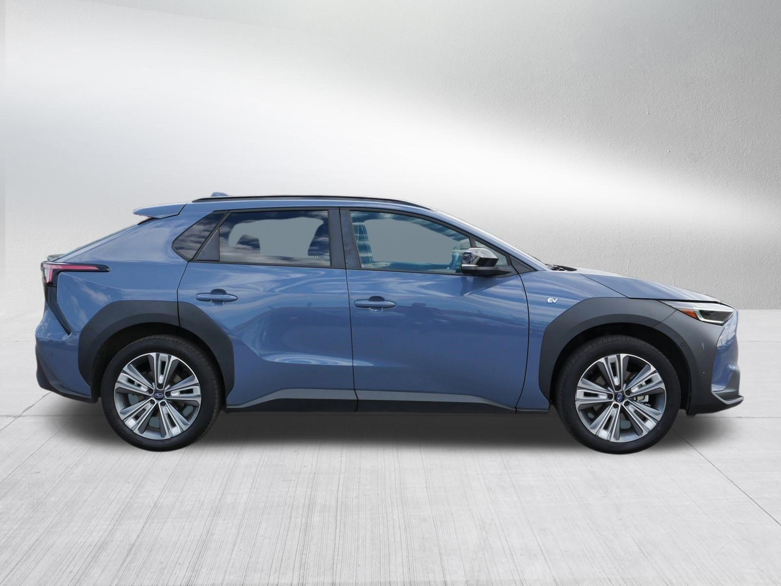 Used 2023 Harbor Mist Gray Pearl Subaru Limited image 8