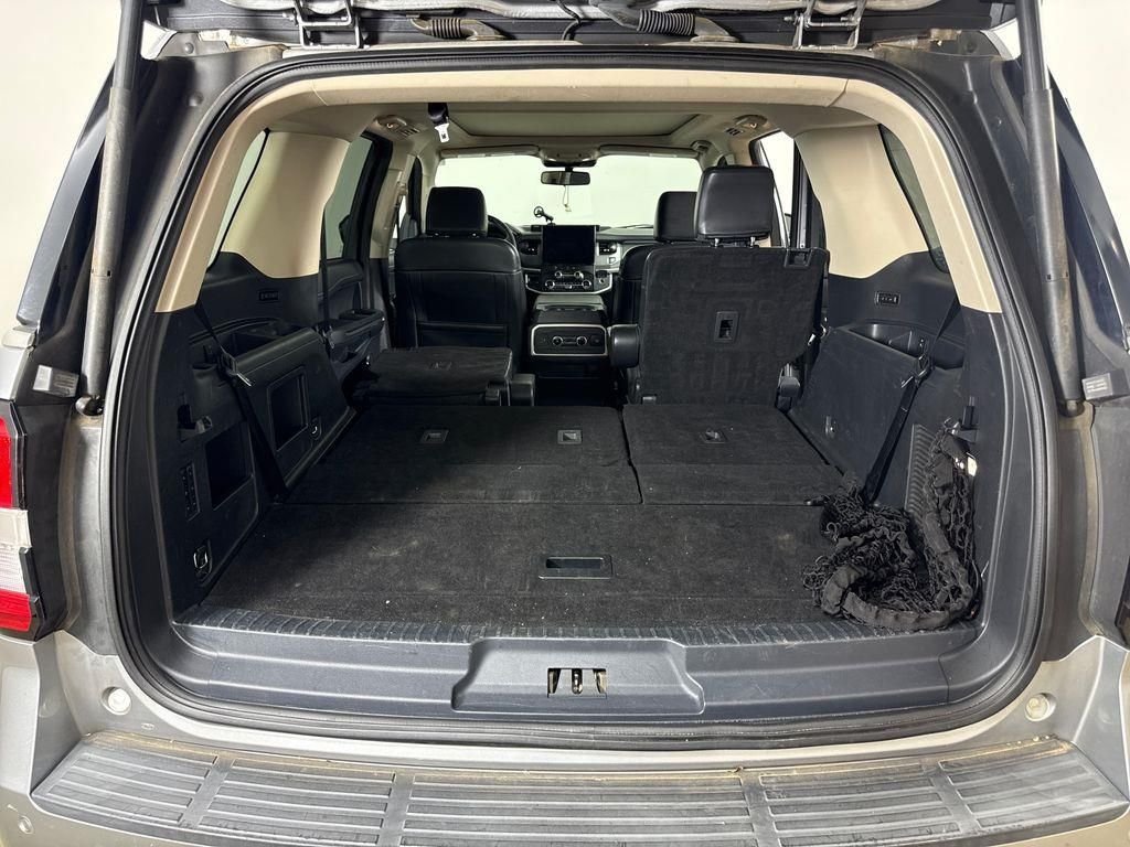 Used 2022 Silver Ford XLT image 7