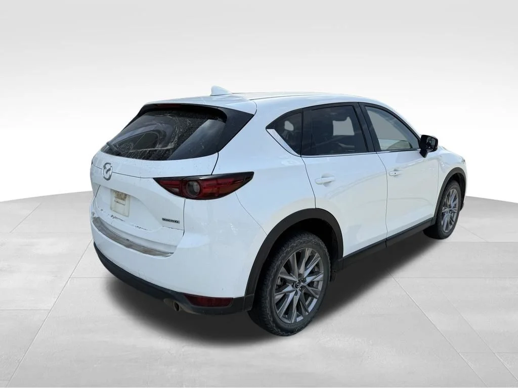 Used 2021 White Mazda Grand Touring image 4