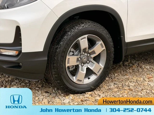 New 2026 White Honda RTL image 25
