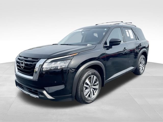 Used 2023 Black Nissan SL image 4