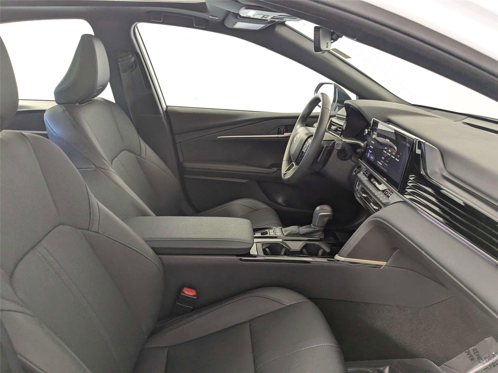 2025 Toyota Camry XSE - Photo 31