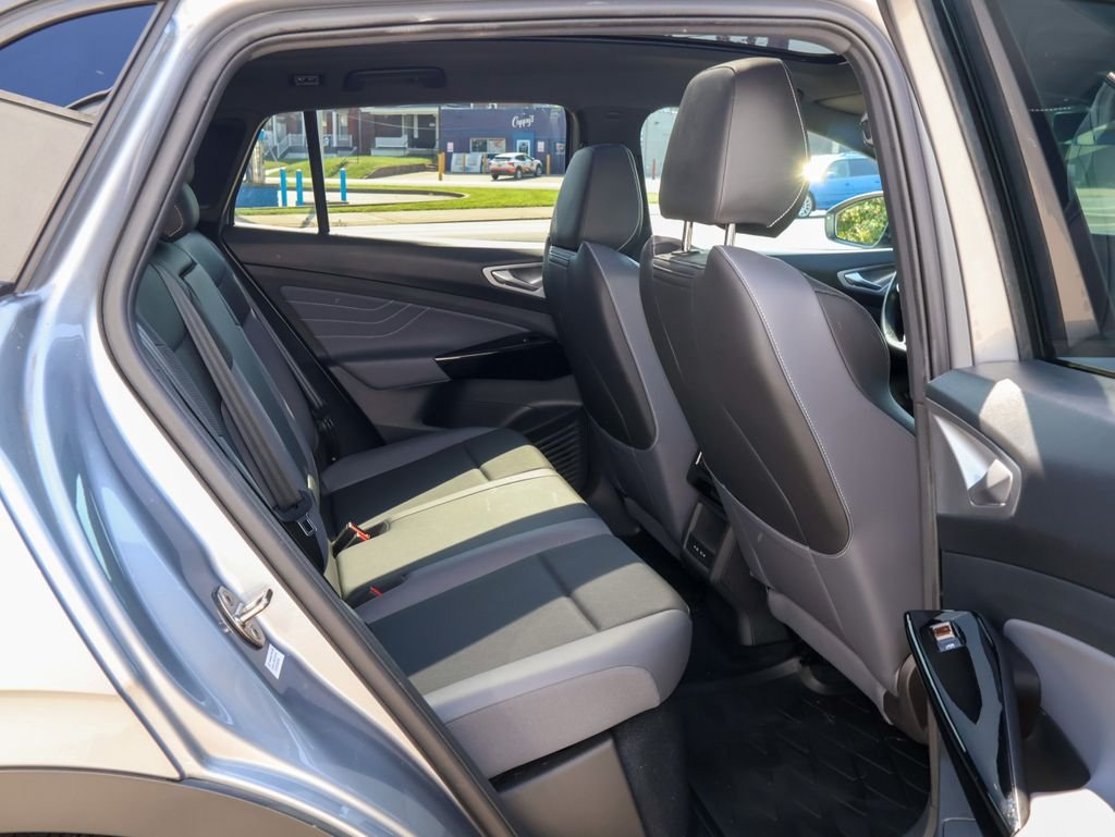 Certified Used 2023 Silver Volkswagen Pro S image 31