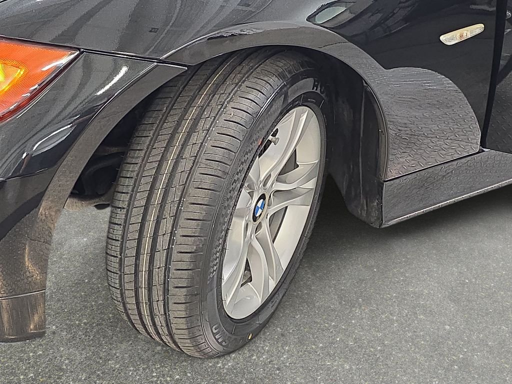 Used 2008 Black Sapphire Metallic BMW 328i image 30