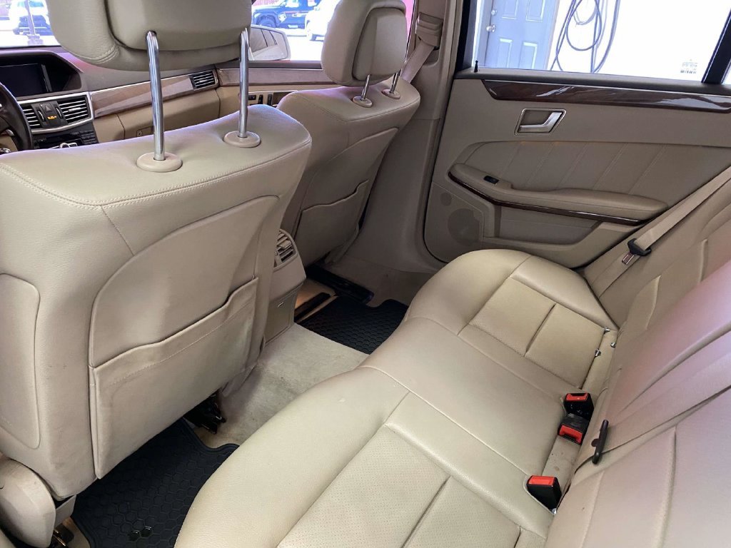 Used 2012  Mercedes-Benz E 350 image 14