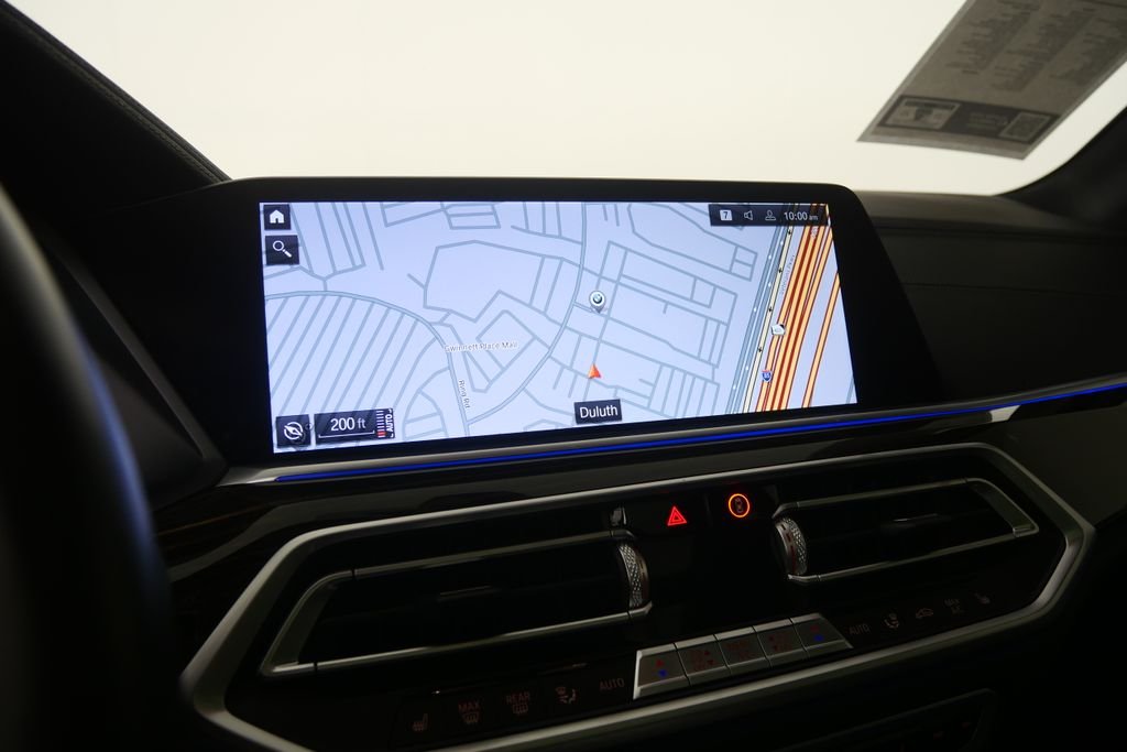 Used 2021 Black Sapphire Metallic BMW xDrive40i image 21