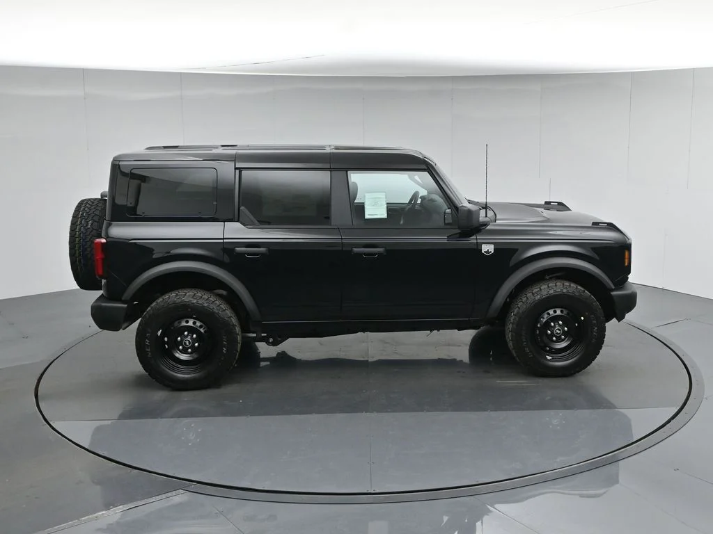 New 2026 Shadow Black Ford Big Bend image 38