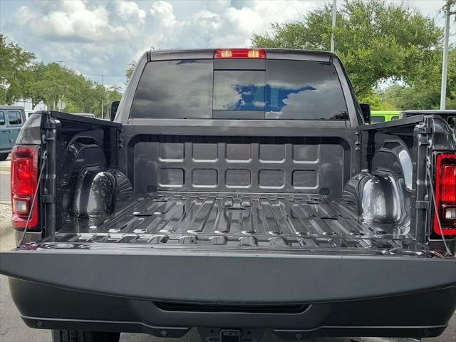2026 RAM 3500 Tradesman - Photo 8
