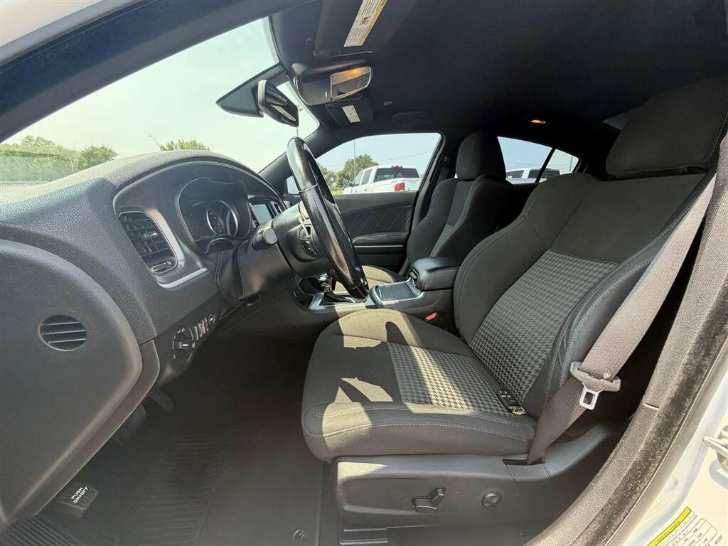 Used 2019 White Dodge R/T image 9
