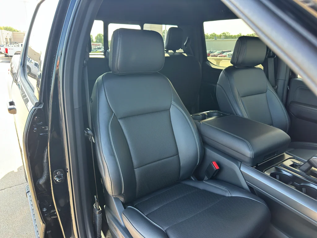 New 2026 Agate Black Metallic Ford Lariat® image 36