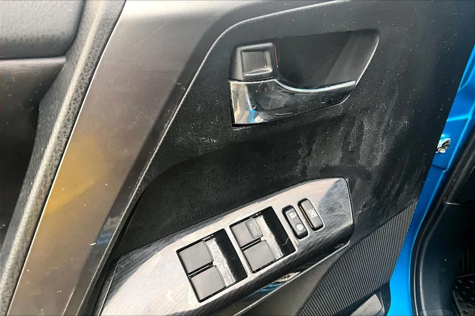 Certified Used 2018 Electric Storm Blue Toyota SE image 32
