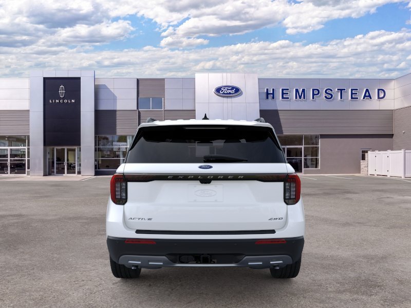 New 2026 Star White Metallic Tri-Coat Ford Active image 5
