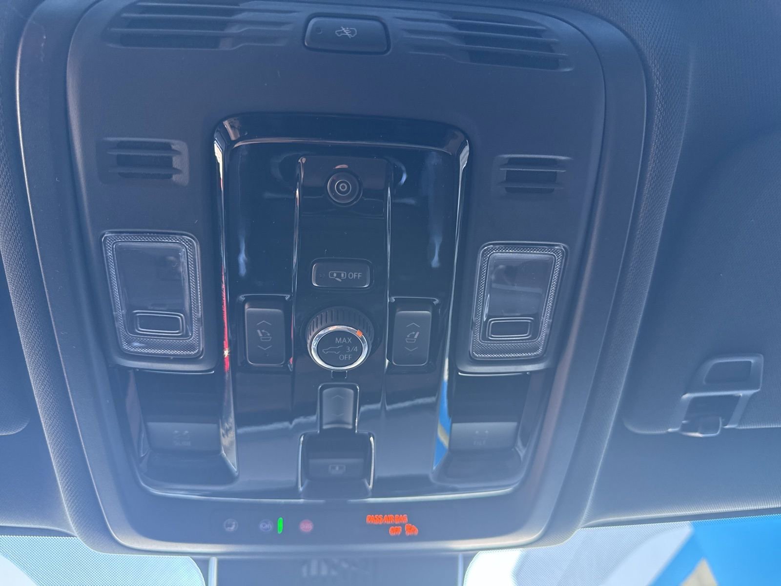 New 2026 Polar White Tricoat Chevrolet High Country Deluxe with 24in Wheels - Panoramic Sunroof - Super Cruise - Technology & Entertainment image 33