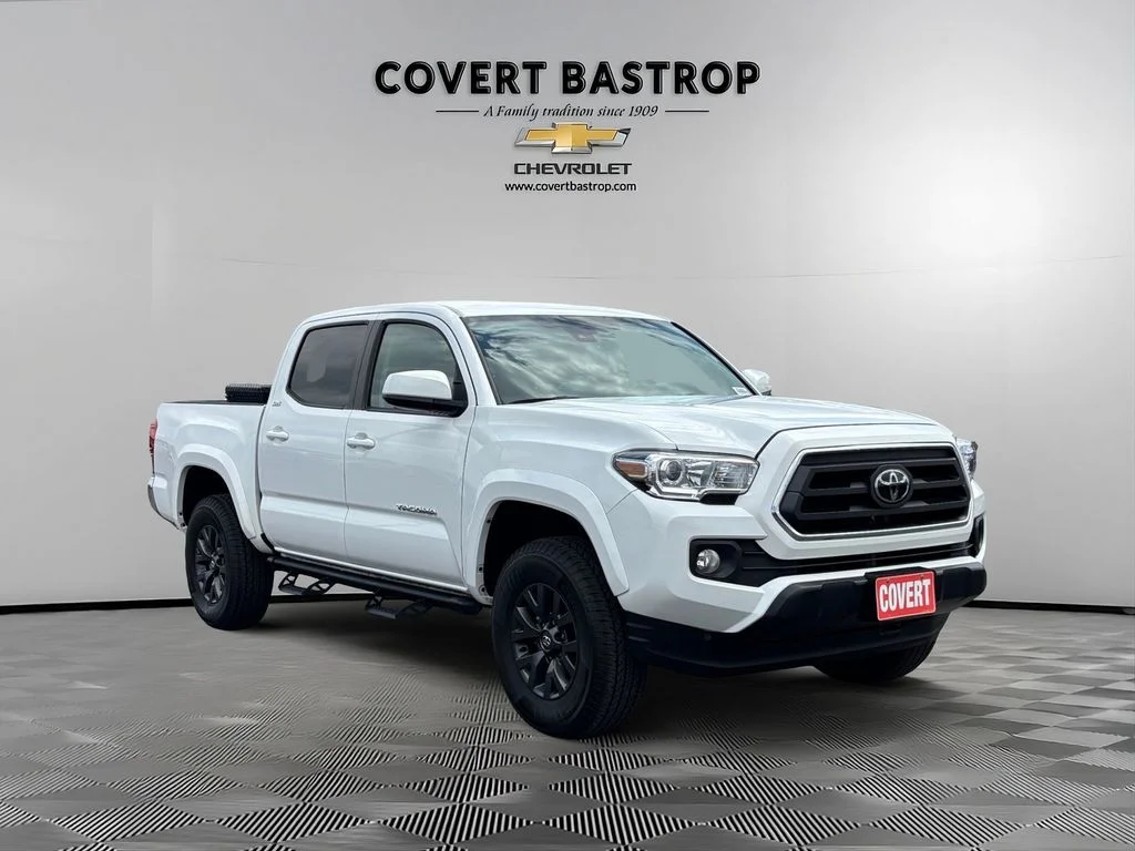 Used 2023 White Toyota SR5 image 7