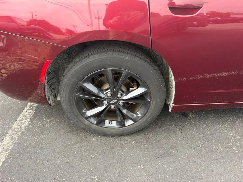 Used 2023 Red Dodge SXT image 5