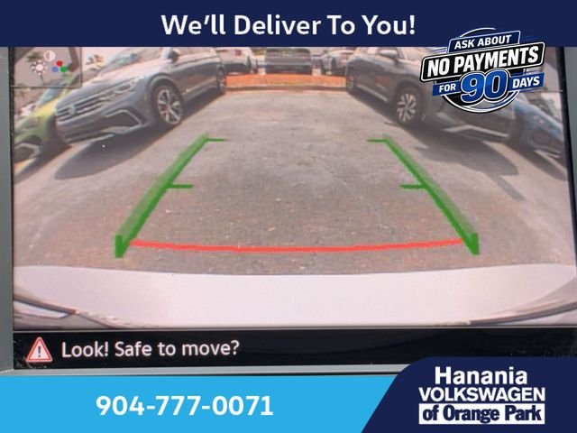 Used 2023 Silver Volkswagen 2.0T S image 22