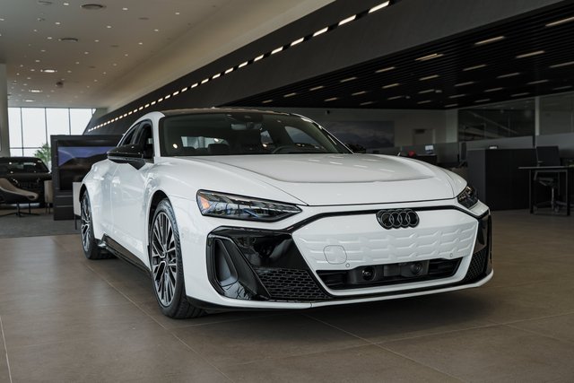 2026 Audi S e-tron GT Prestige