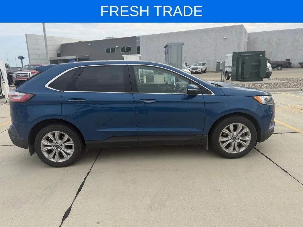 Used 2020 Atlas Blue Metallic Ford Titanium image 2
