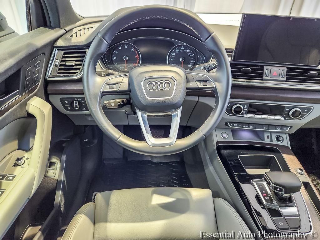Used 2023 Mythos Black Metallic Audi 45 S line Premium image 11