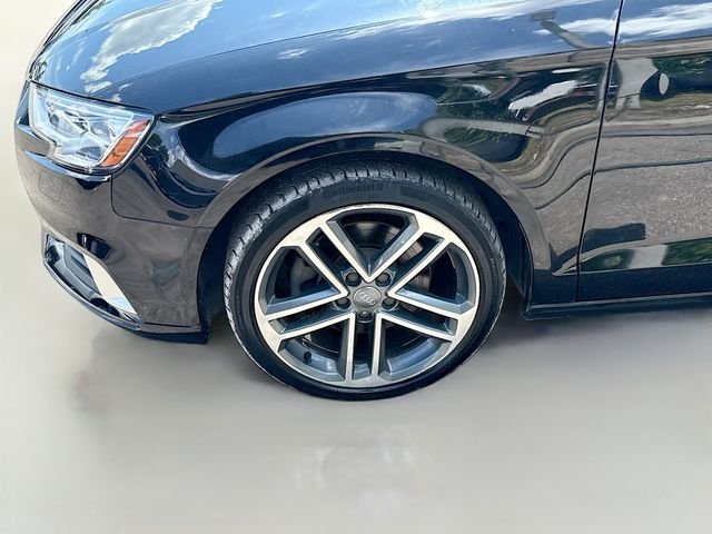 Used 2019 Black Audi 2.0T Premium image 29
