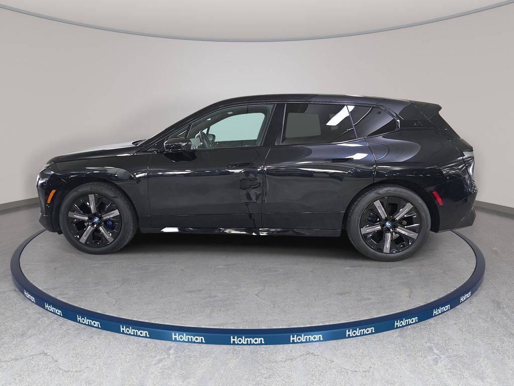 Certified Used 2024 Black Sapphire Metallic BMW xDrive50 image 11