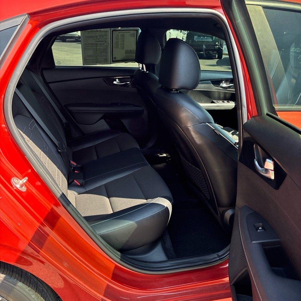 Used 2023 Fire Orange Kia GT-Line image 5