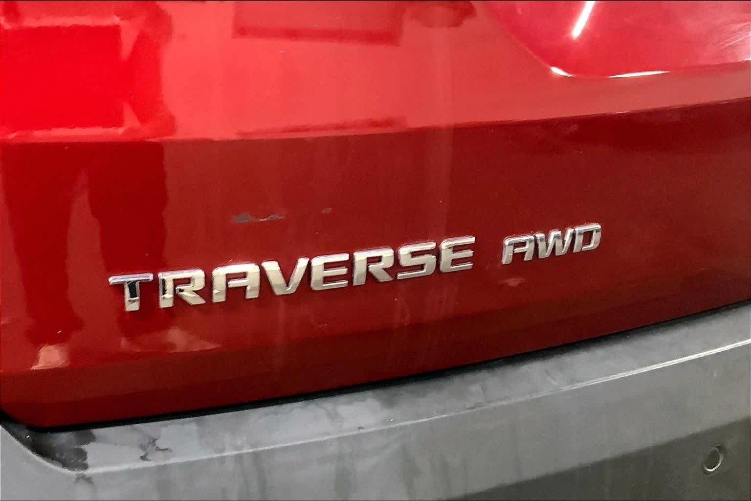 Used 2018 Cajun Red Tintcoat Chevrolet LT Cloth image 10