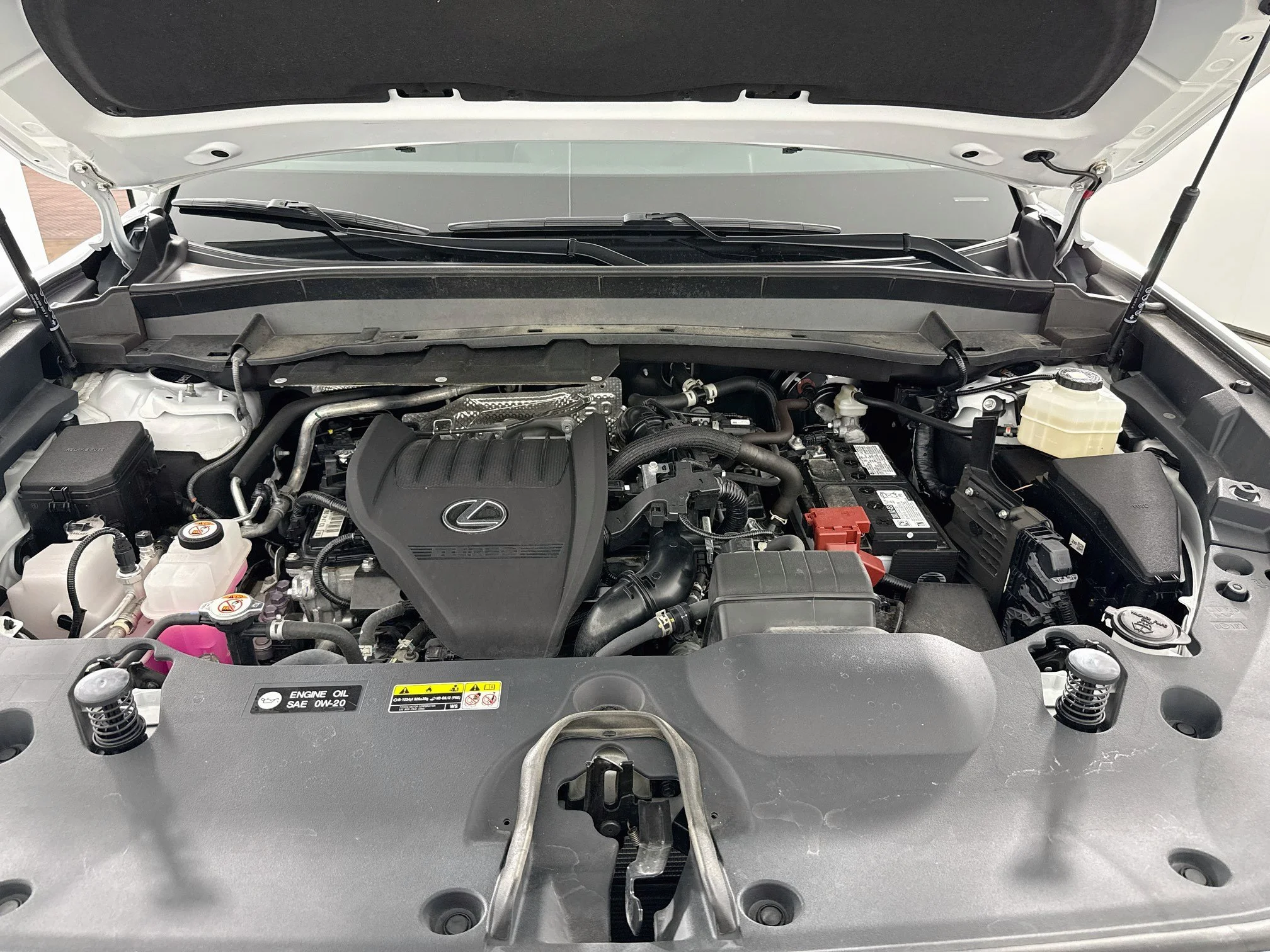 Used 2025 Wind Chill Pearl Lexus 350 F SPORT Handling image 30
