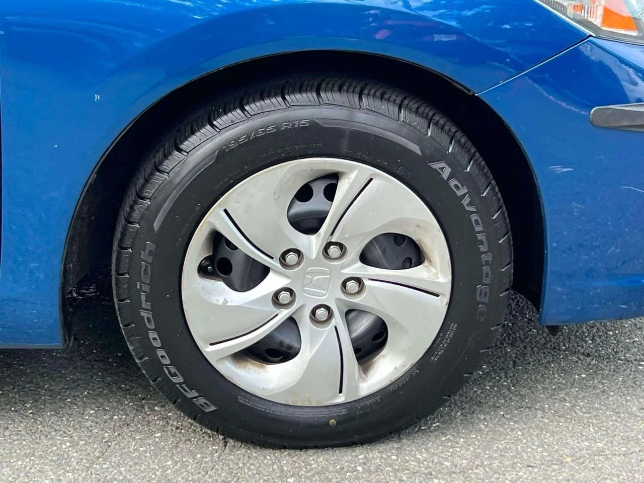 Used 2013 Blue Honda LX image 10