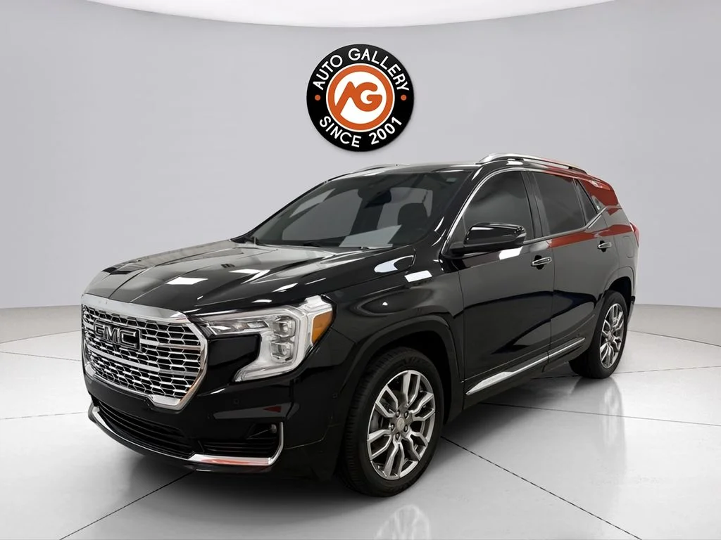 Used 2022 Black GMC Denali image 7