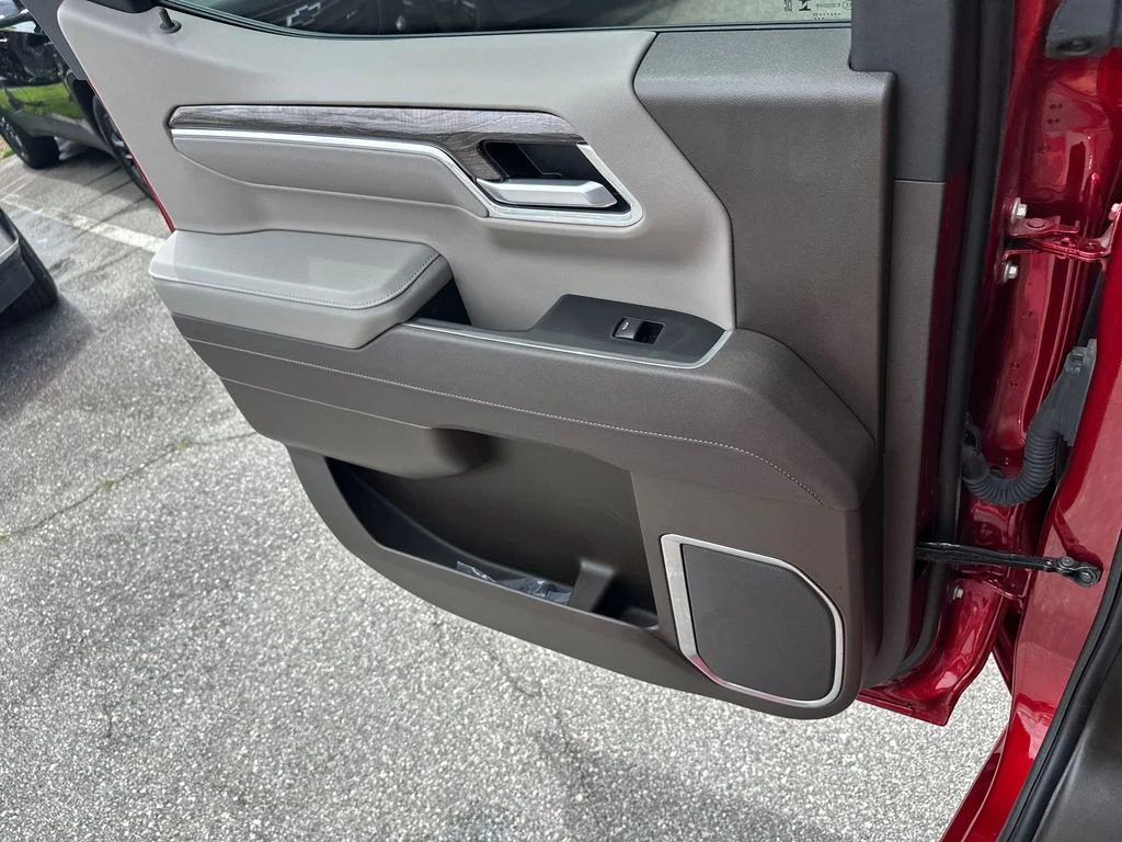 Used 2025 Red Chevrolet LTZ image 21