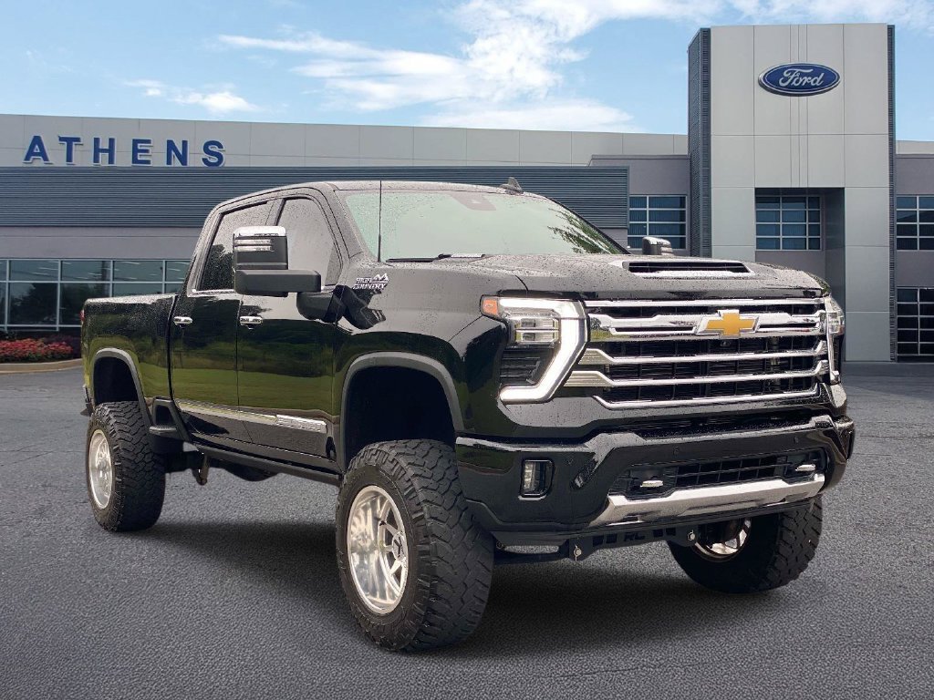 Used 2024 Black Chevrolet High Country image 1
