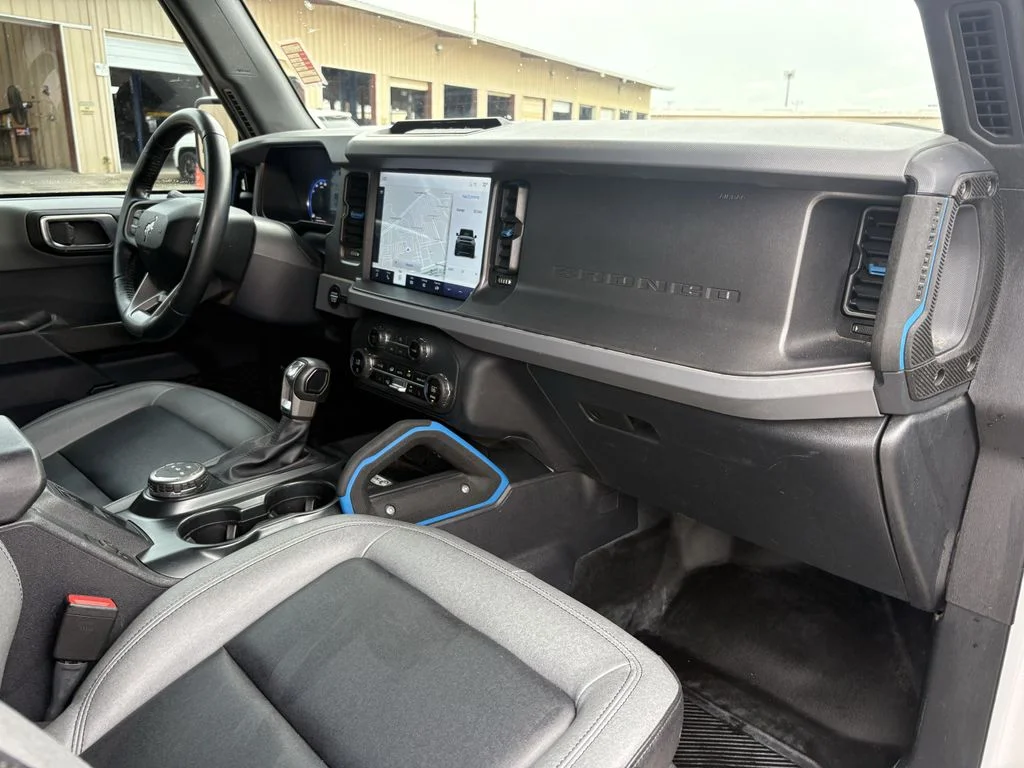 Used 2024 Oxford White Ford Black Diamond image 26
