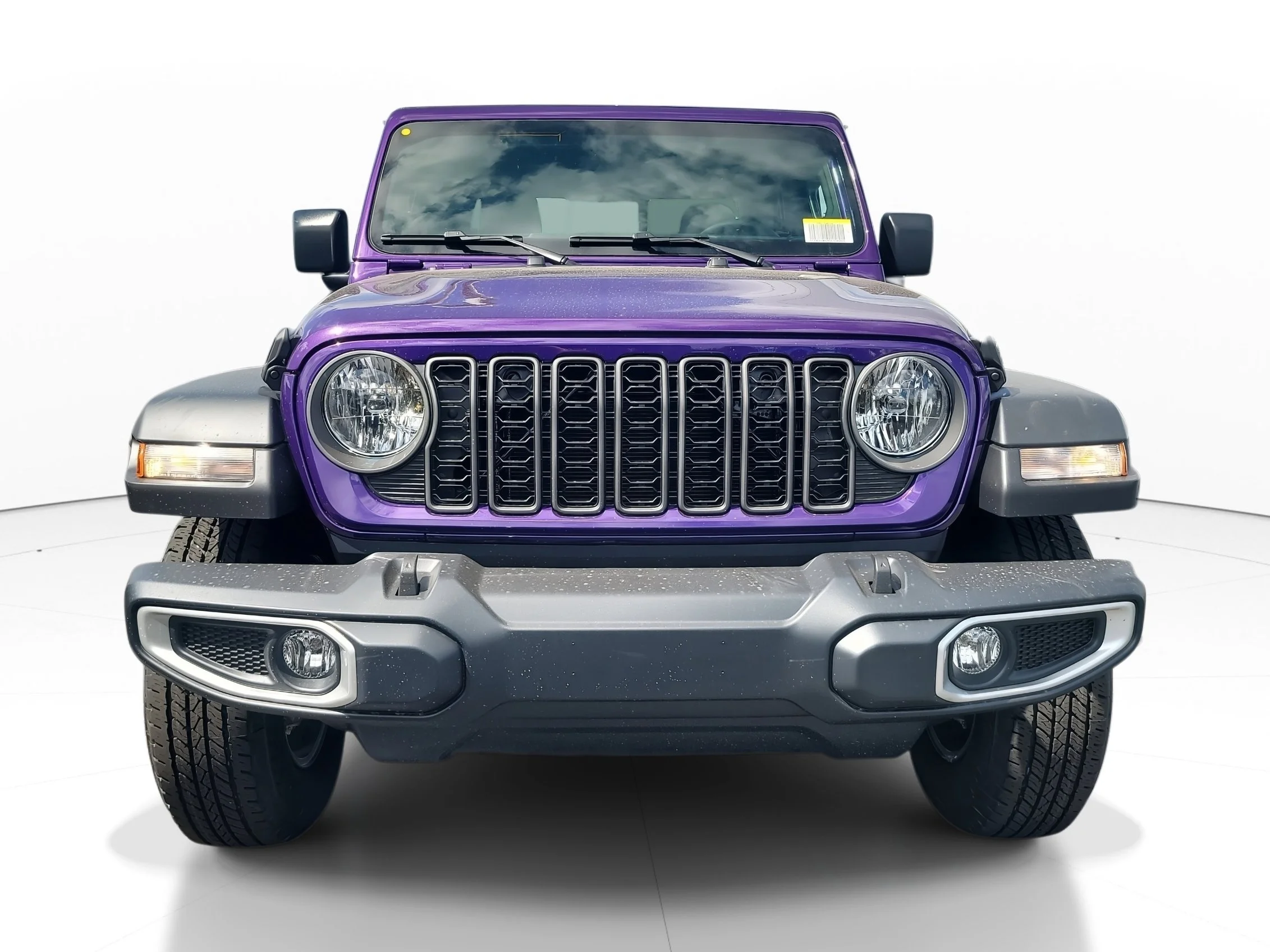 New 2026 Reign Jeep Sport image 3