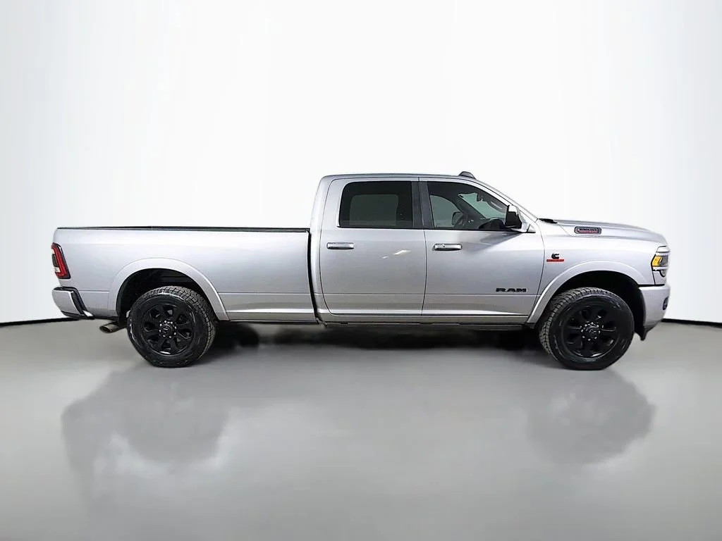 Used 2022  Ram Laramie image 5