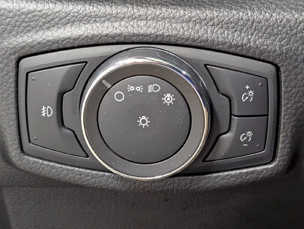 Certified Used 2022 Carbonized Gray Metallic Ford Lariat image 10