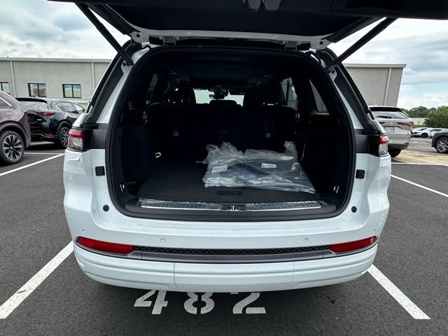 New 2026 Bright White Clear-Coat Exterior Paint Jeep Summit image 13