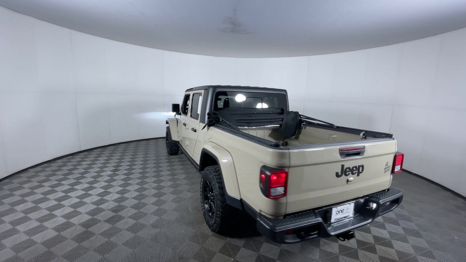 Used 2022 Limited Edition Gobi Clearcoat Jeep Willys image 7