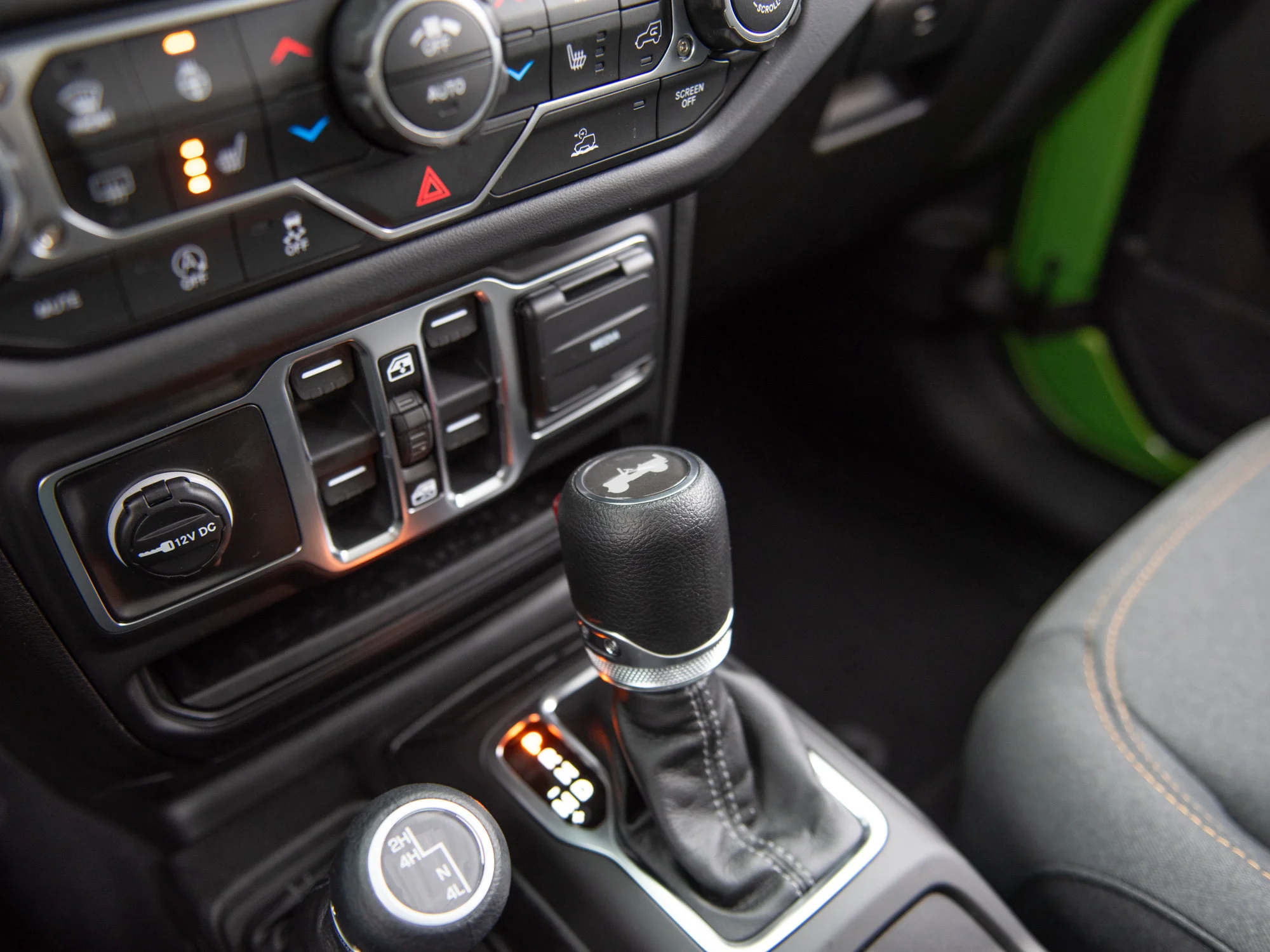 New 2026 mojito Jeep Sahara* 4 Door 4x4, Side Steps, Remote Start, Heated Seats image 19